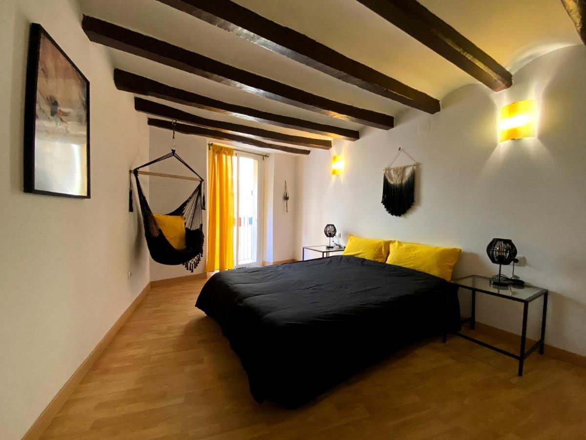 Cornu Karma Apartment El Pati Корнуделья Экстерьер фото